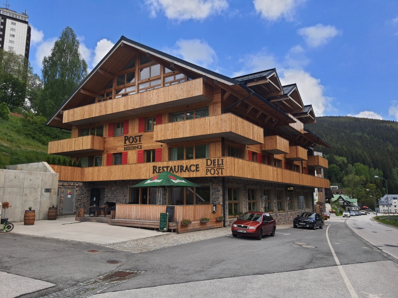 Deli Post restaurant